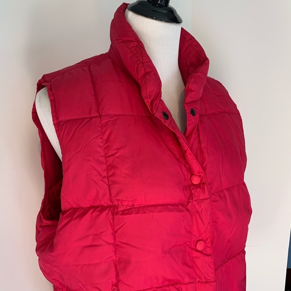 LANDS END - pink down puffer - MEDIUM - Picture 5 of 7